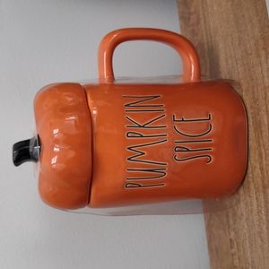 Rae Dunn orange pumpkin spice mug with topper